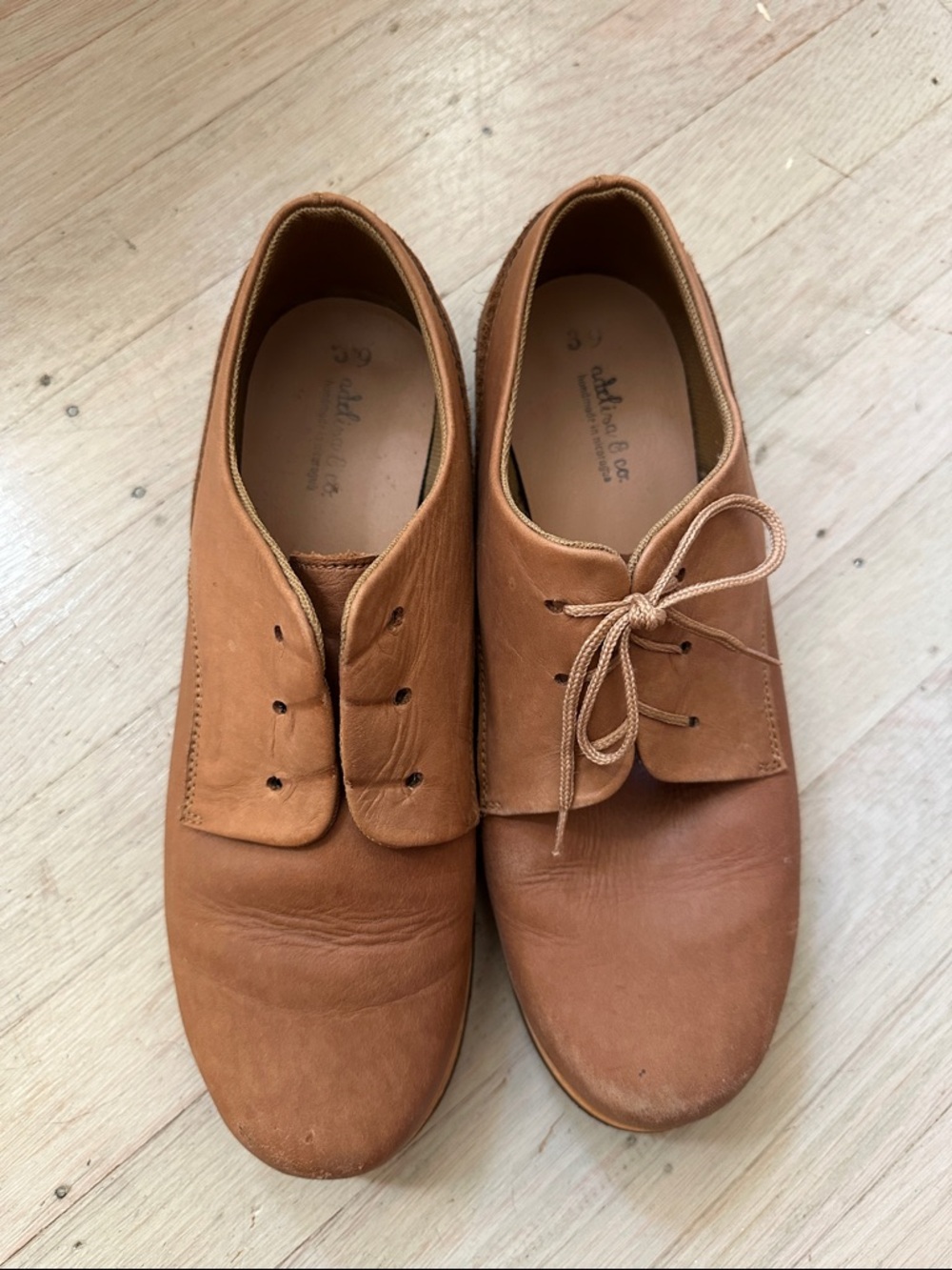 Adelisa & Co Leather Lace-Up Oxfords in Tan